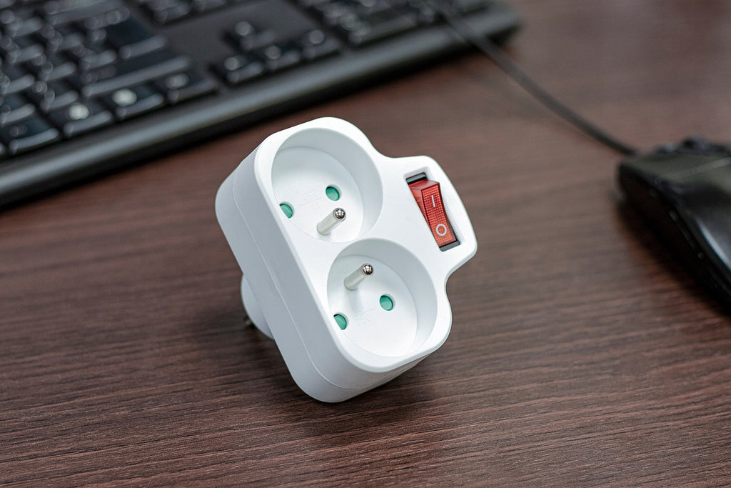 Gniazdo Elektryczne rozgałęźnik Plast-Rol biały