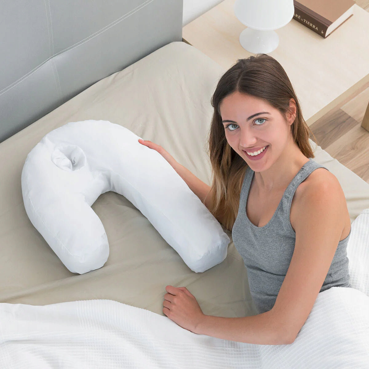 InnovaGoods ergonomiczna poduszka do spania na boku 39x57x14 cm