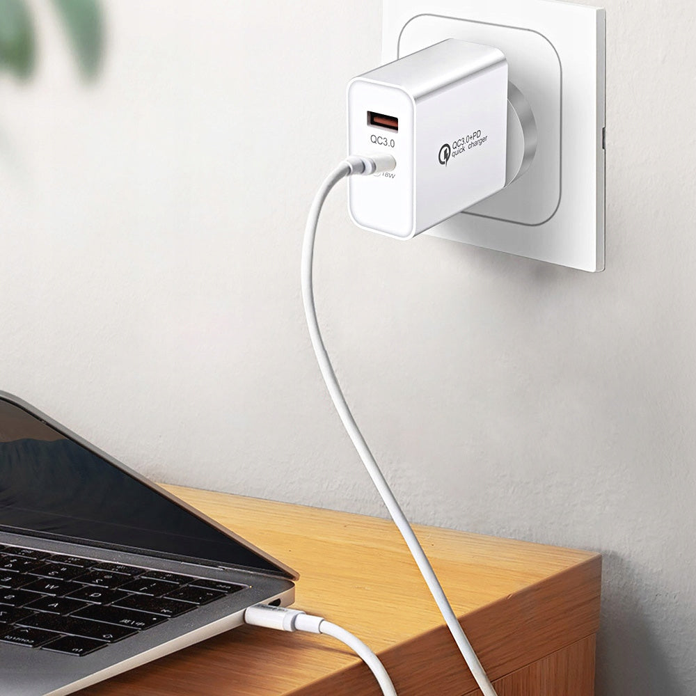 Ładowarka sieciowa MT008 , USB typ C uniwersalna 6000 mA 12 V