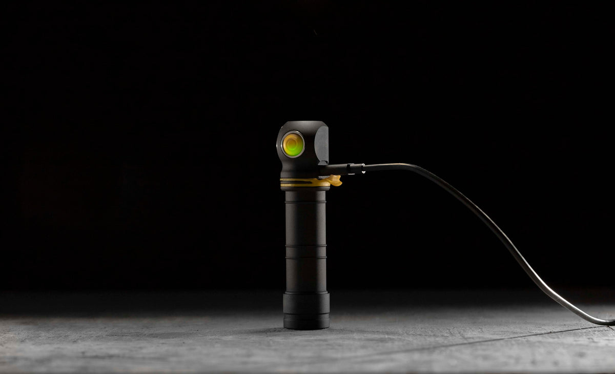 Latarka Armytek Elf C2 Max lr USB-C pcb White