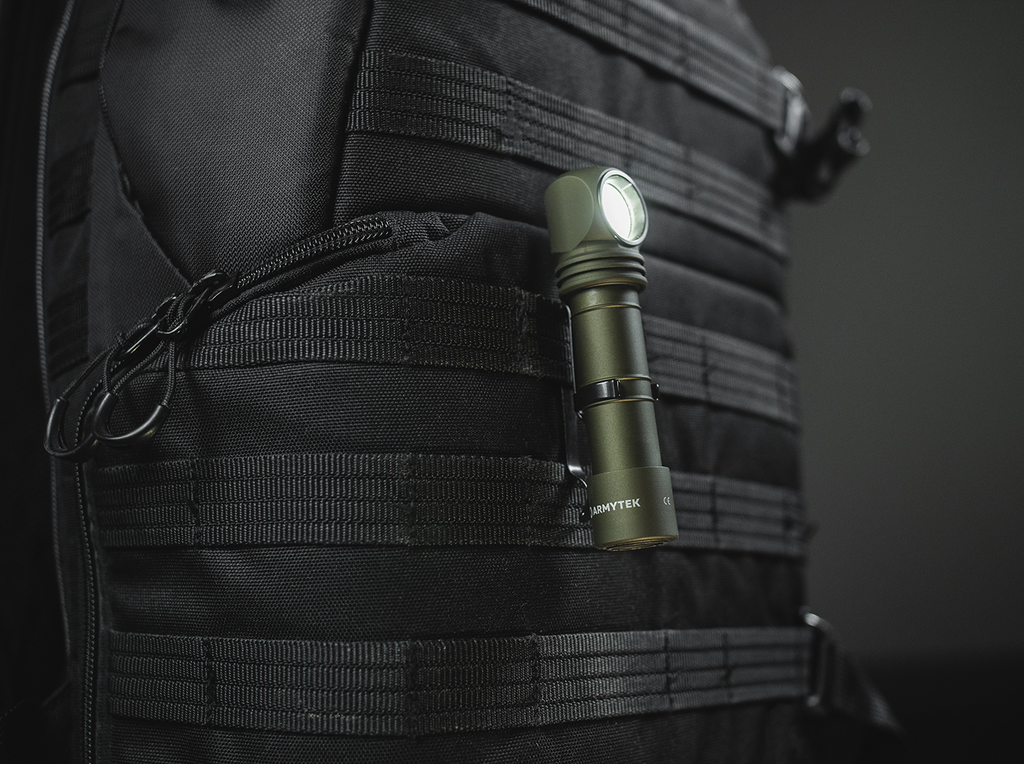 Latarka Armytek Wizard C2 Pro Olive