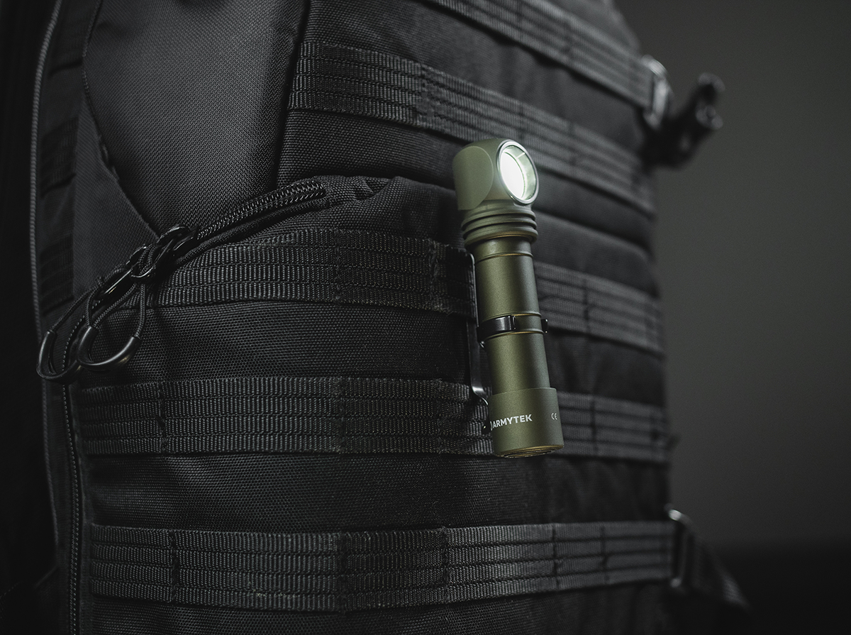 Latarka Armytek Wizard C2 Pro Olive