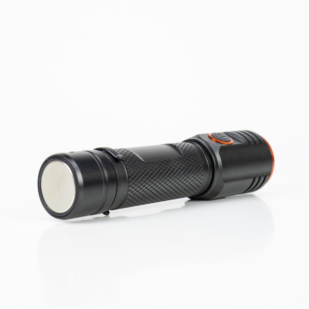 Latarka LED PNI Adventure F650 z diodą LED 20W 2000lm aluminium IPX6