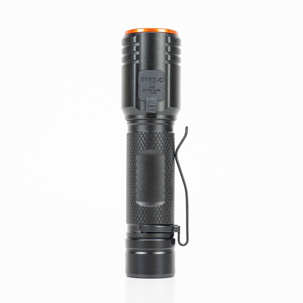Latarka LED PNI Adventure F650 z diodą LED 20W 2000lm aluminium IPX6