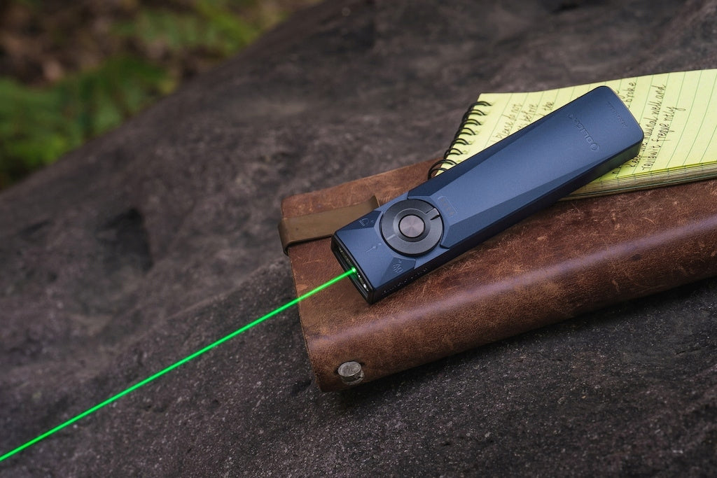 Latarka Olight Arkfeld Ultra Class 1 dark blue cw V2 1400lm 103m 11 dni