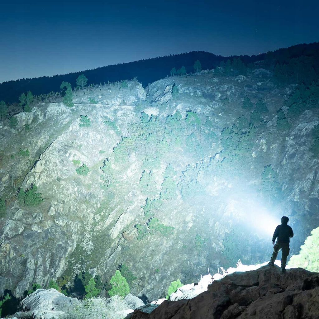 Latarka Olight Marauder Mini Orange - 7000 lumenów