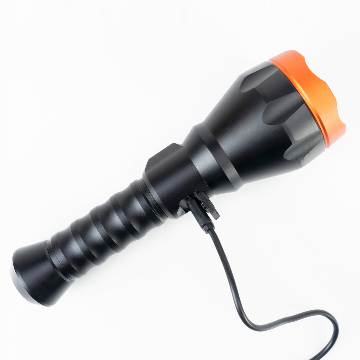 Latarka PNI Adventure F550 Crystal LED 10W aluminium 500lm IPX6 4000mAh