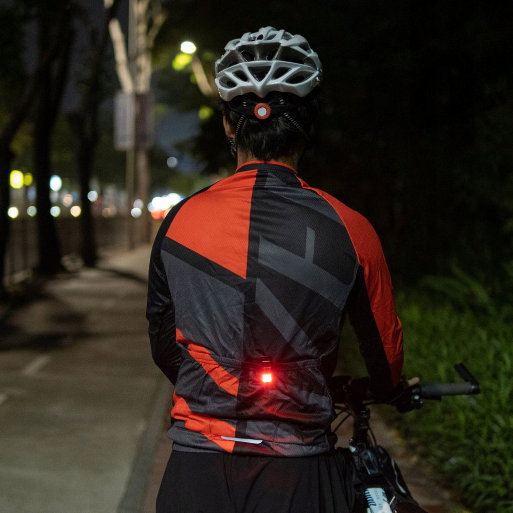 Latarka akumulatorowa taktyczna wielofunkcyjna EDC Olight Oclip 300 lumenów