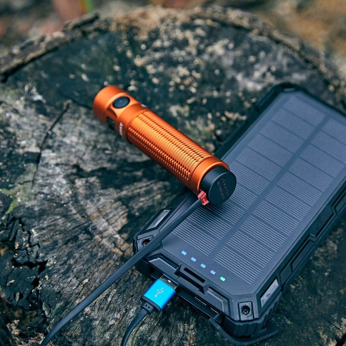 Latarka klasyczna LED Olight Baton 3 Pro Max pomarańcz cw 2500lm 145m 60dni
