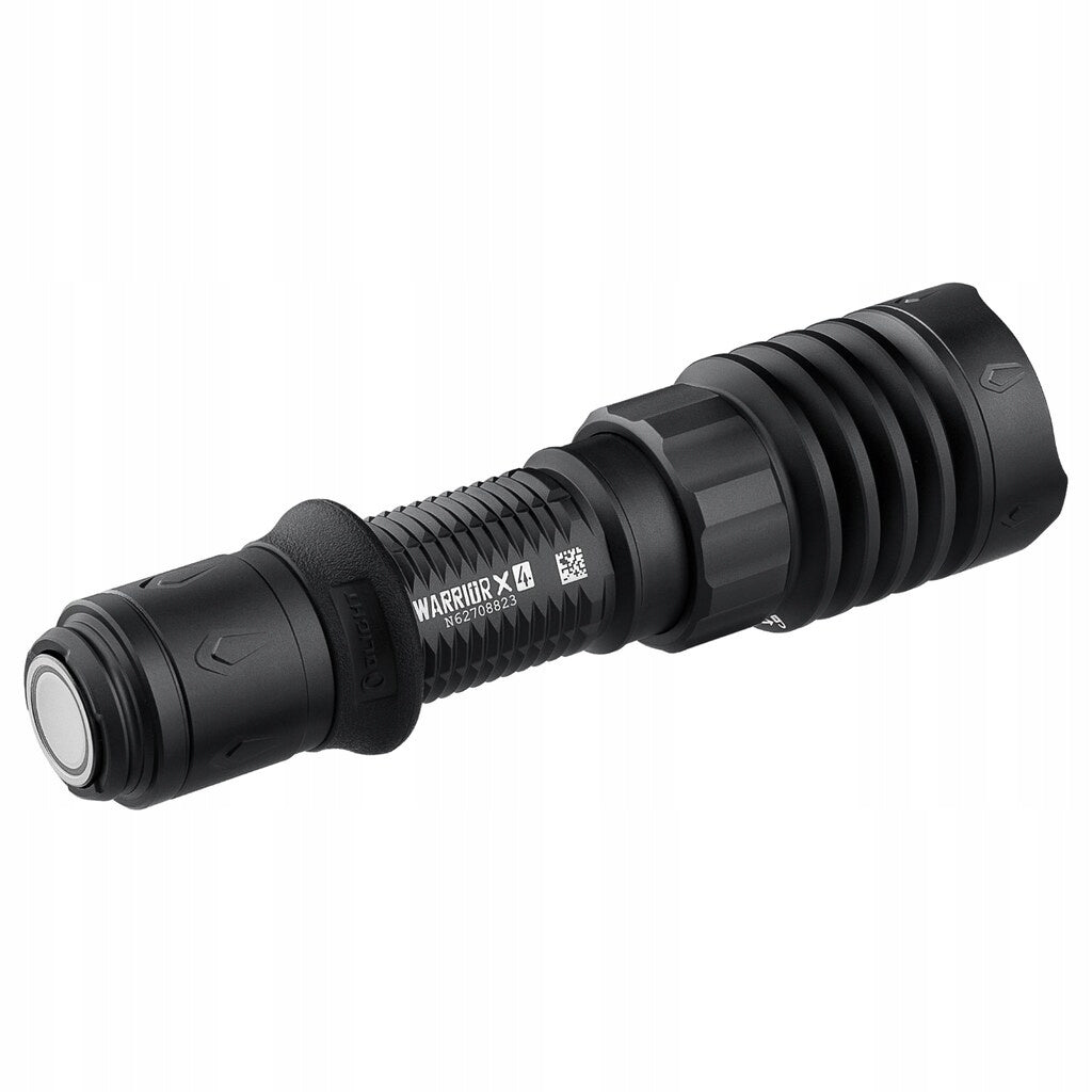 Latarka klasyczna LED Olight Warrior X 4 kit czarna matowa 2600lm 630m + Zestaw