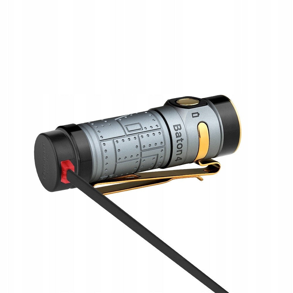 Latarka z ładowarką Olight Baton 4 Premium Edit Fighter 1300lm 170m 190dni