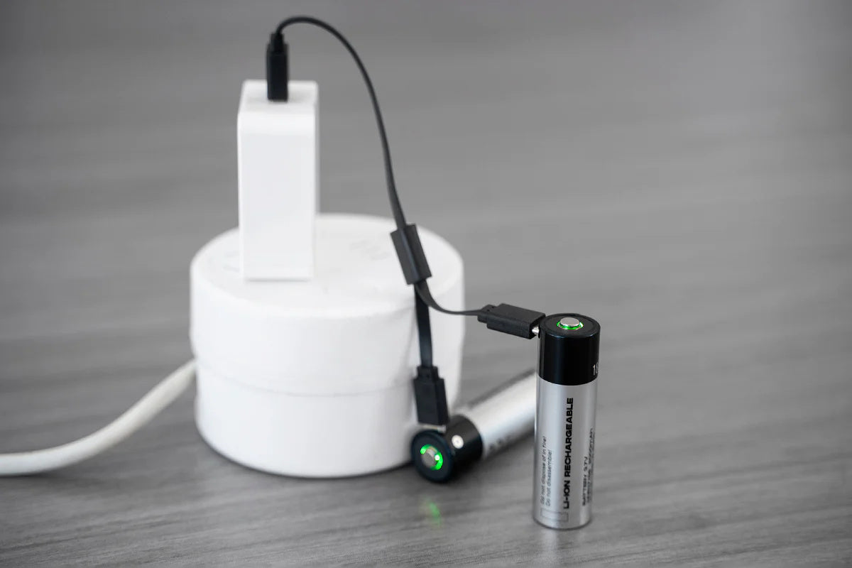 LiiBattaries mocny akumulator bateria litowo-jonowa 18650 USB-C 2szt.