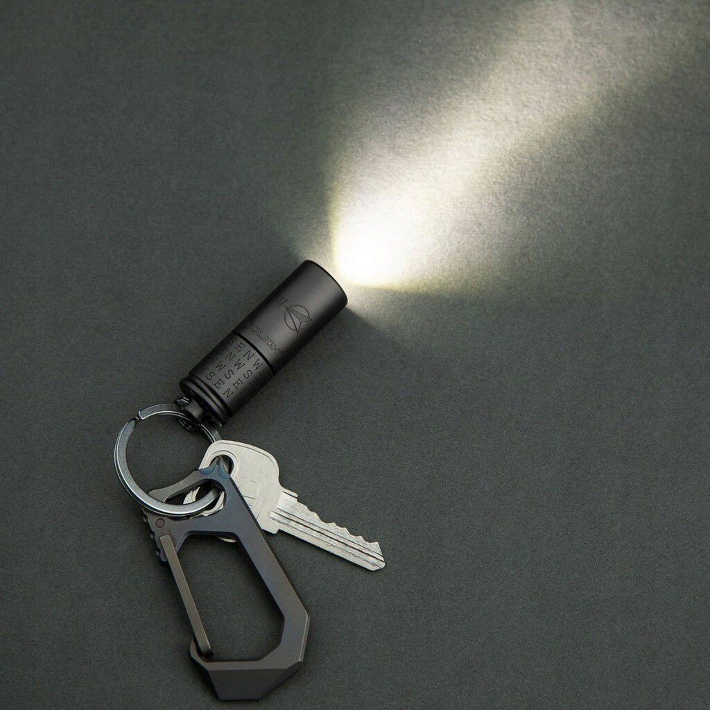 Mini Latarka LED mała Olight I1R 2 Pro - 180 lumenów