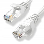 Patchcord U/UTP 5e Montis RJ45 / RJ45 15 m biały