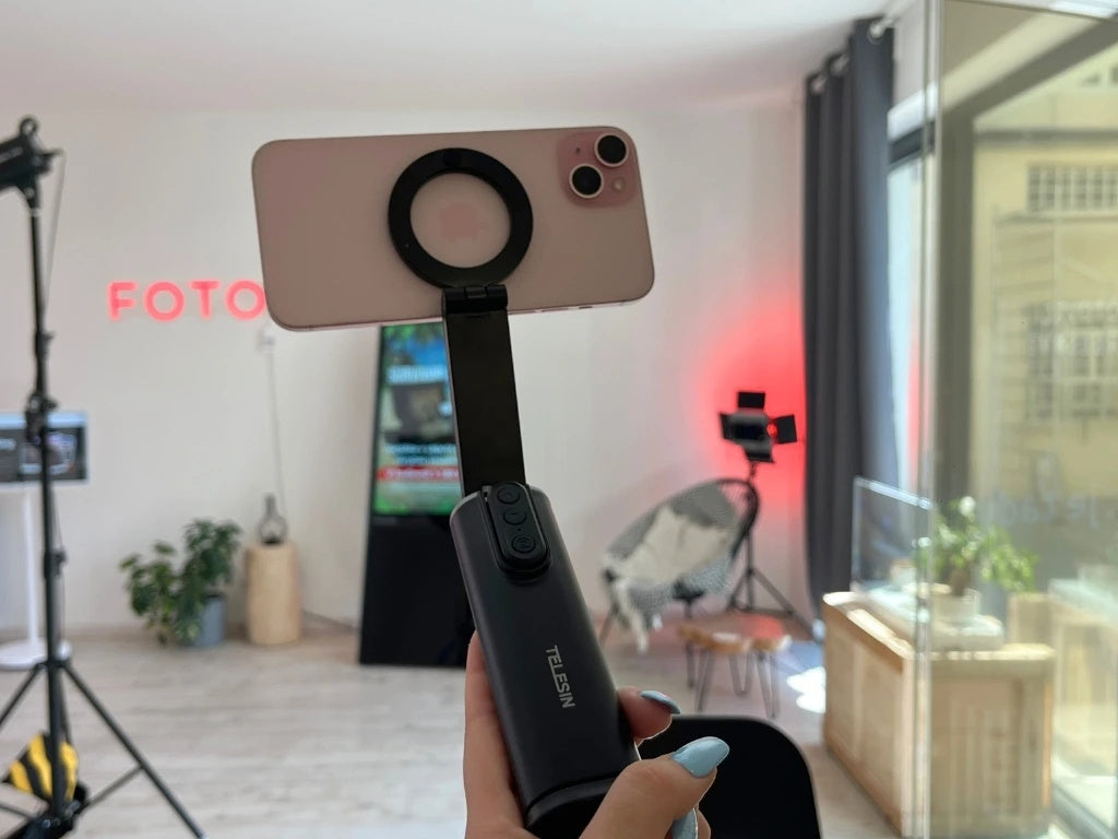 Podróżny uchwyt magnetyczny wersja magnetyczna Selfiestick TELESIN 2 czarny