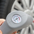 Przenośna sprężarka powietrza z lampką LED InnovaGoods Airpro+ 0 l 9 bar