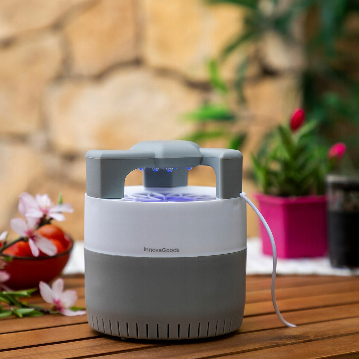 Ssąca lampa przeciw komarom, muszkom kl Silen InnovaGoods