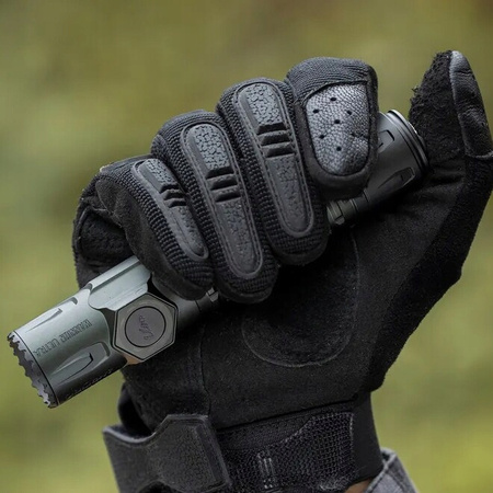 Latarka Olight Warrior Ultra szara 2500lm 320m 55 dni