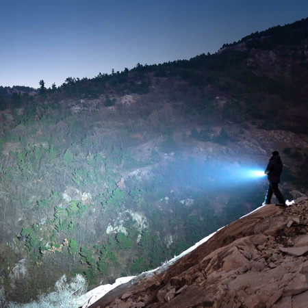 Latarka klasyczna LED Olight Baton 3 Pro Max OD zielona 2500lm 145m 60 dni