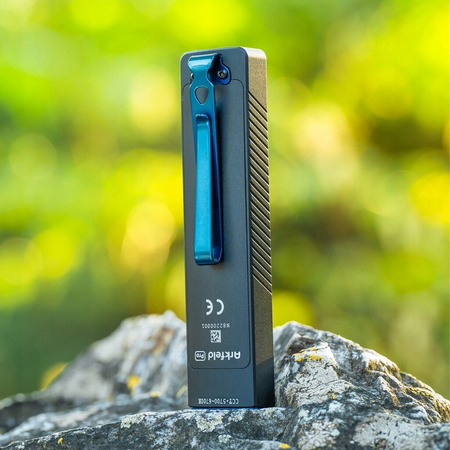 Latarka ze wskaźnikiem laserowym Olight Arkfeld Pro UV Black - 1300 lumenów