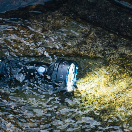 Latarka reflektor i szperacz Olight Marauder mini 7000 lm LED