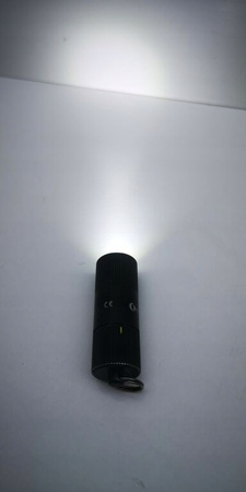 Mini Latarka LED mała miniaturowa czarna Olight I1R 2 EOS KIT 150 lm 150lm 40m 6 min